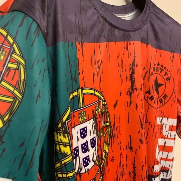 Portugal 🇵🇹 fashion performance shirt Adult M - Picture 2 of 3